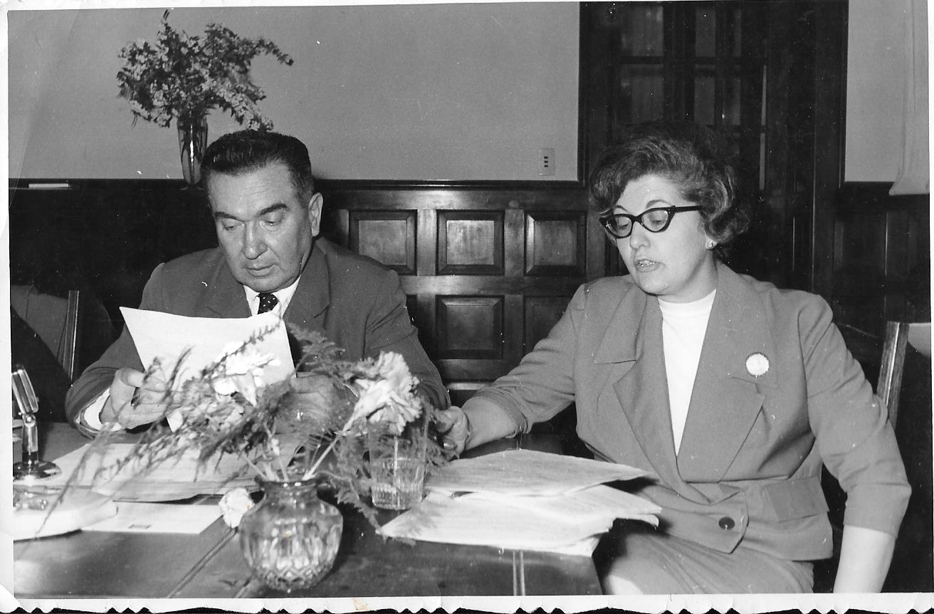 Que el olvido no borre la historia: El legado imborrable de Fenny Goransky y el justo pedido de reconocimiento en la educación neuquina